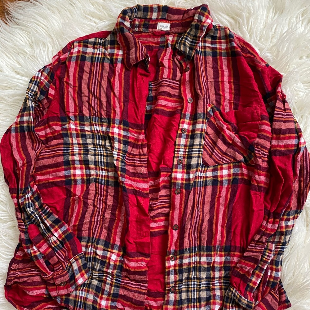 ⭐️ 3/$20 Garage Plaid Button Down Shirt